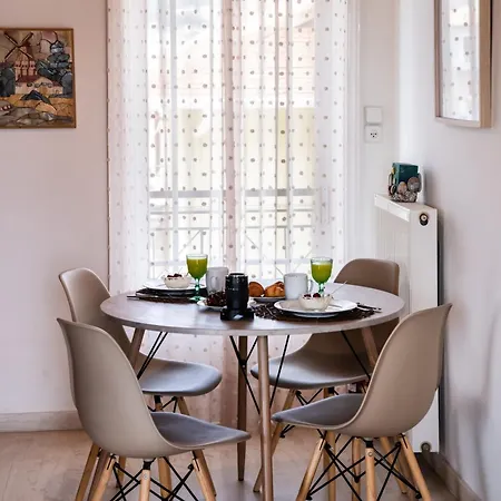 Retro Apartment
